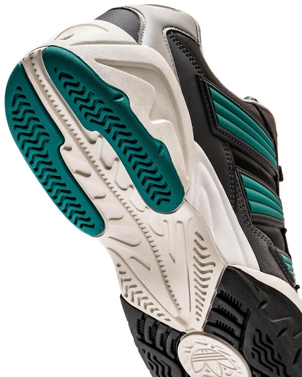 Adidas store razor m1